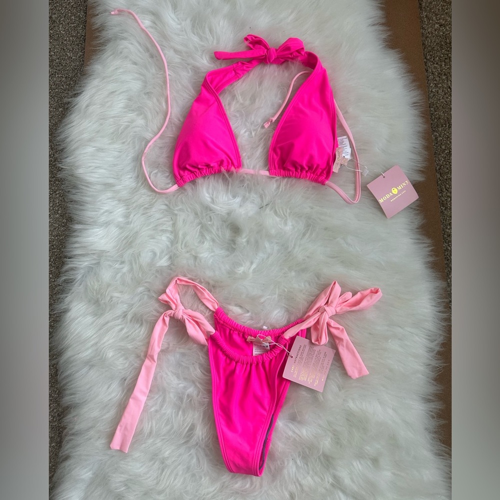 Moda Minx Hot Pink Bikini Size S with tags